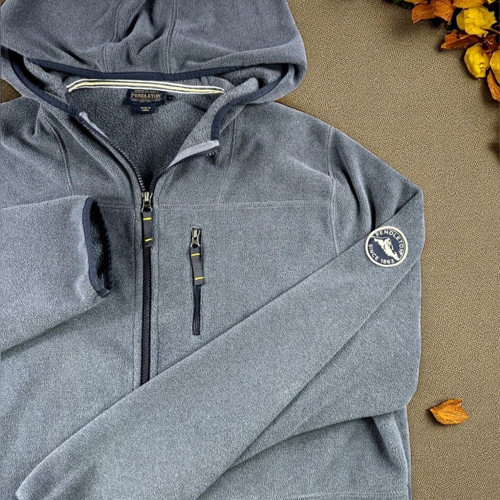 Pendleton Fleece Jacket Women M Gray Performance Hiking Hooded Patch